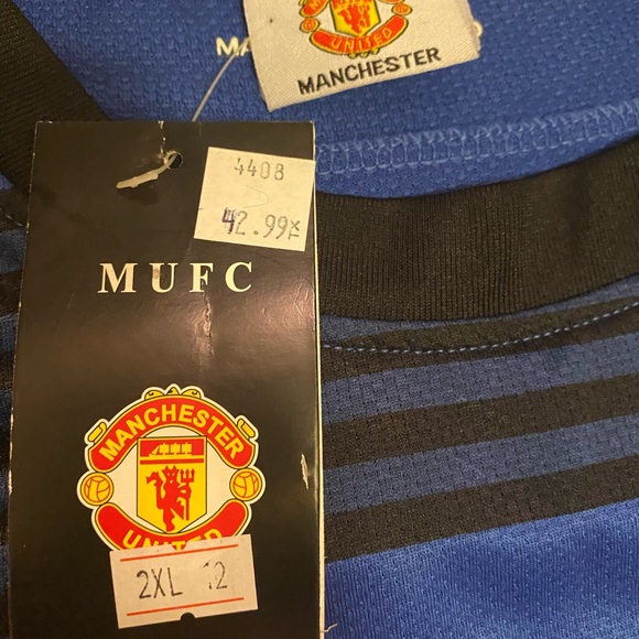 Manchester United - 2XL - Picture 2 of 7